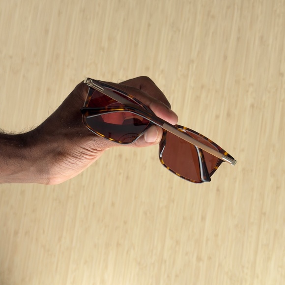 Like New: MITCHUM  UV Sunglasses - Picture 2 of 3